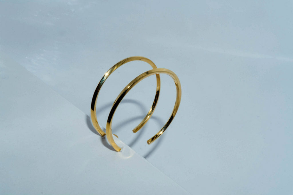Medium Thin Hoops
