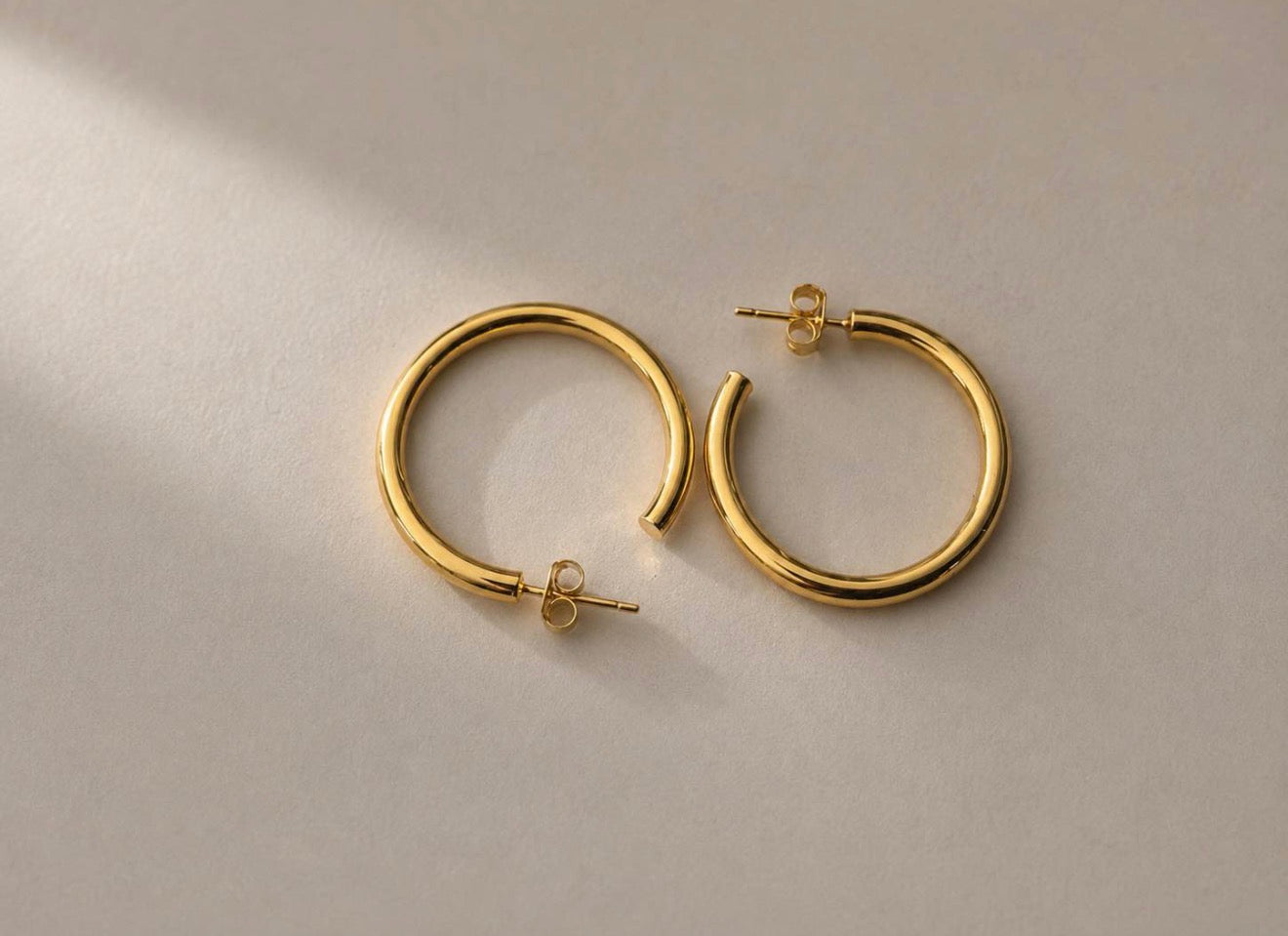 Medium Chunky Hoops